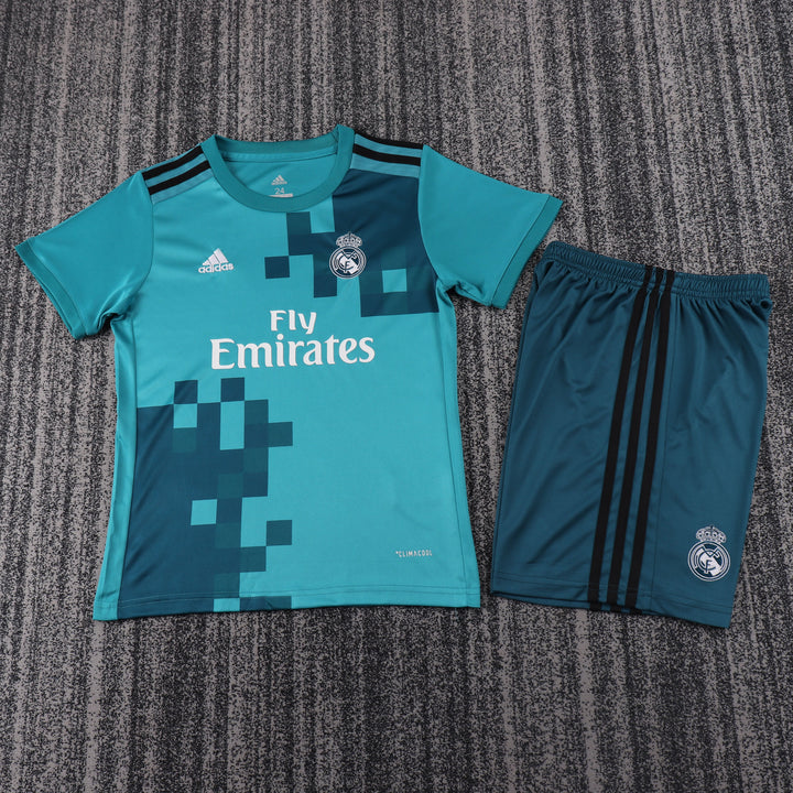 Real Madrid 17/18 Children's Third Retro Set