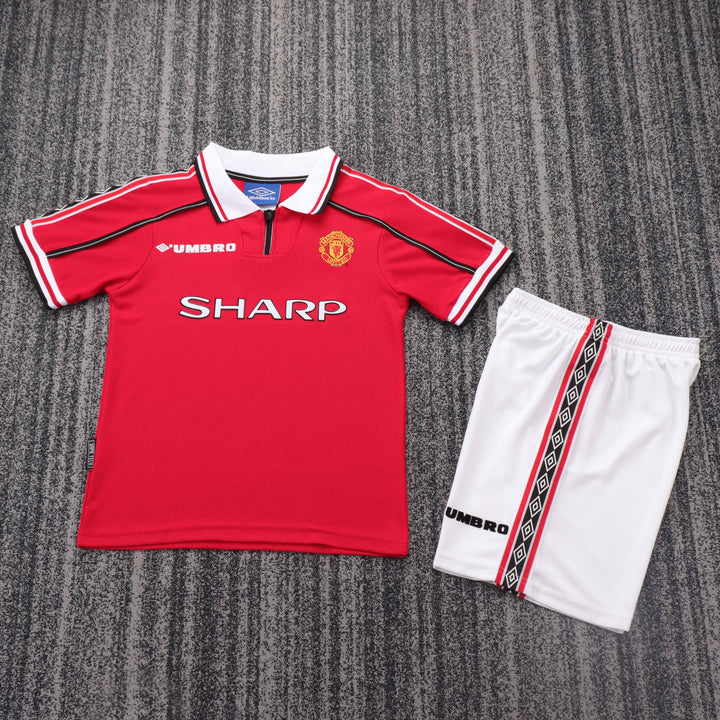 Manchester United 98/99 Children's Home Retro Set