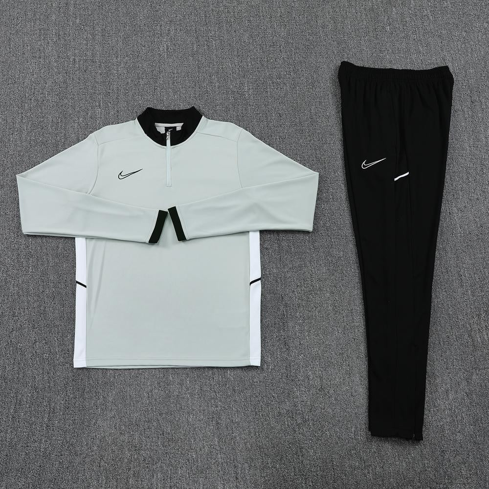 Nike Training Set - Grey/Black