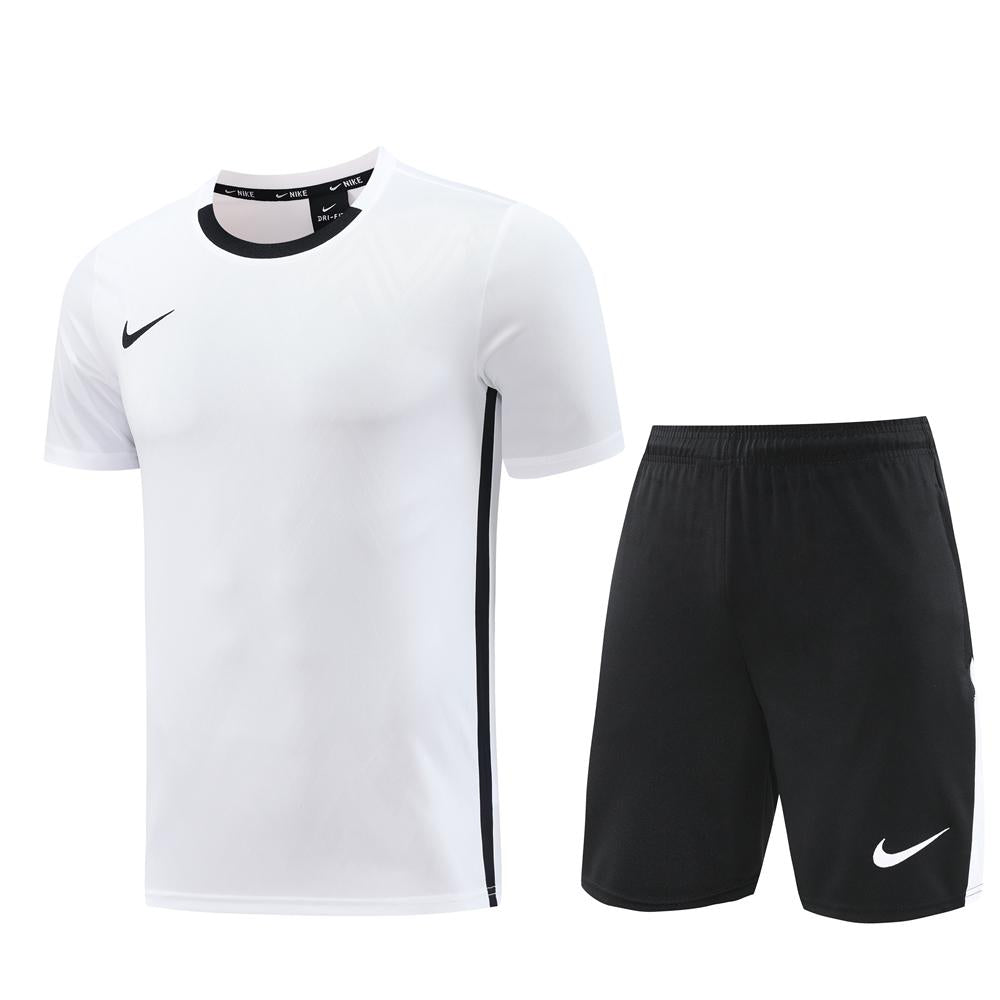Nike Training Kit - White