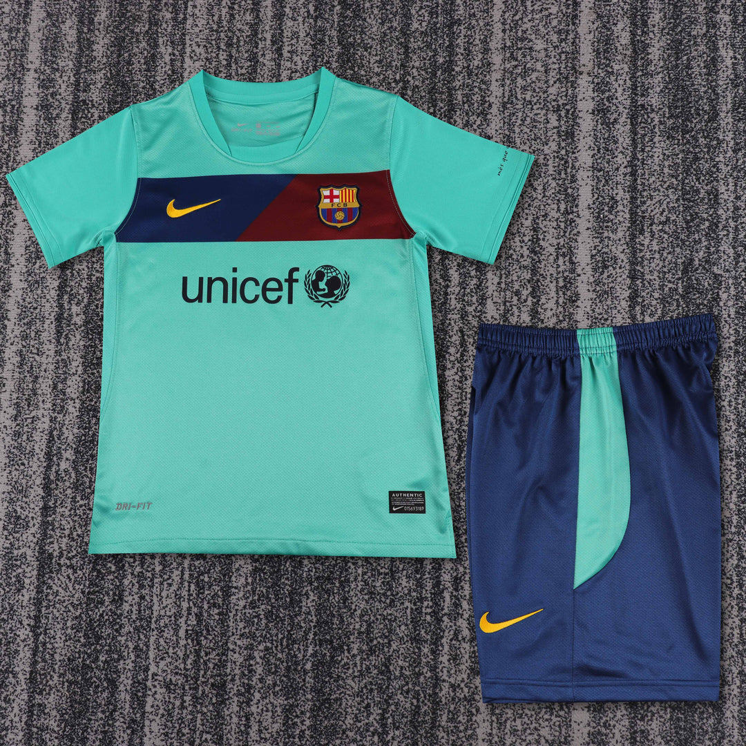 Barcelona 10/11 Children's Away Retro Set