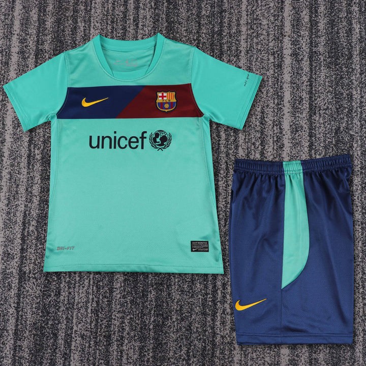 Barcelona 10/11 Children's Away Retro Set