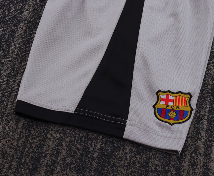 Barcelona 03/04 Children's Away Retro Set