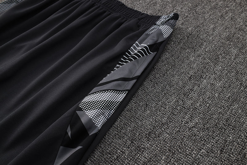 Real Madrid 2024/25 Training Pants - Black