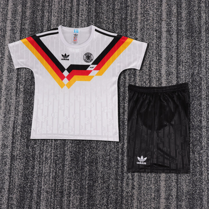 Germany 1990 Children's Home Retro Set