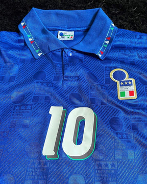 Italy 1994 Home Retro Shirt - R. Baggio #10