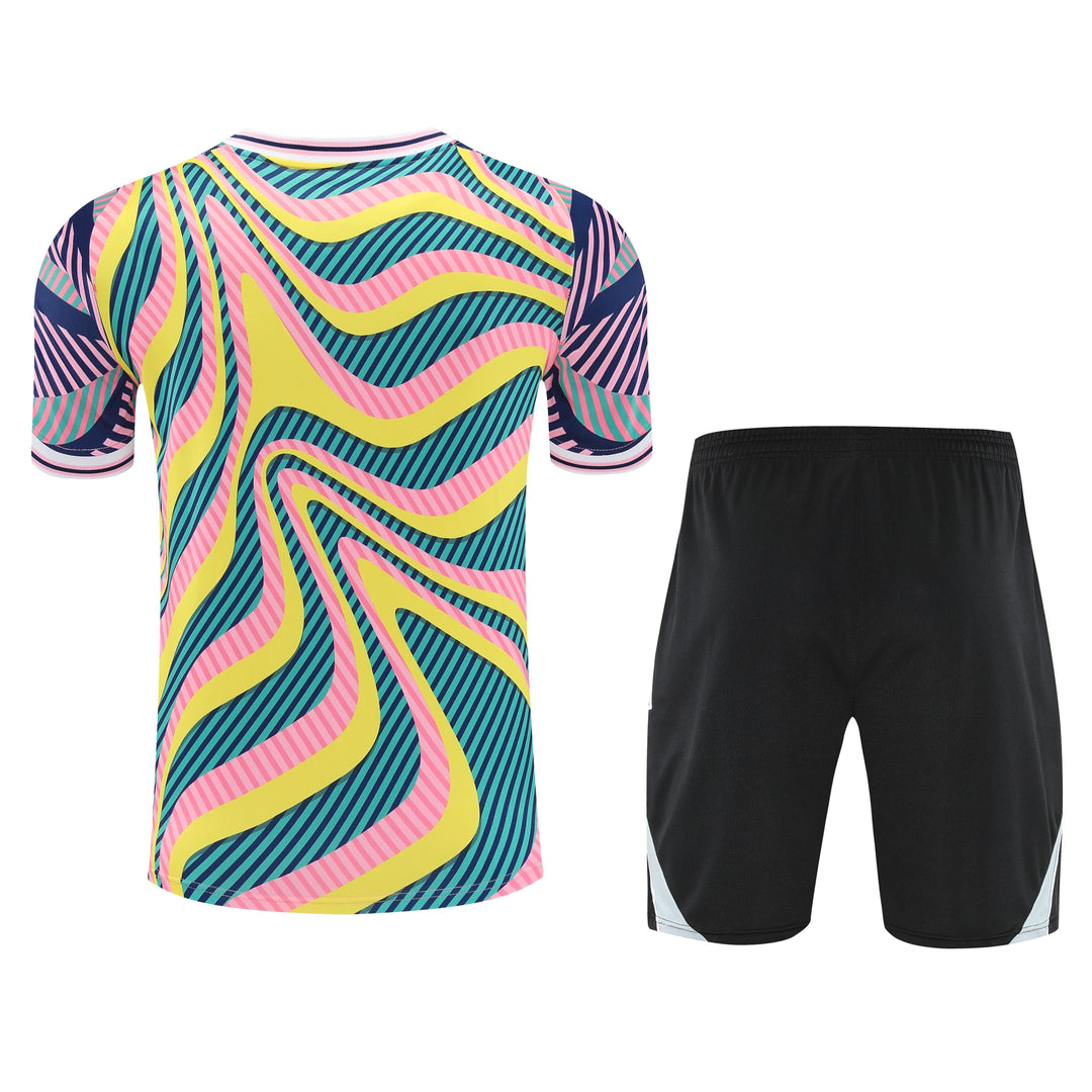 Real Madrid 2025/26 Training Kit - Pink/Green
