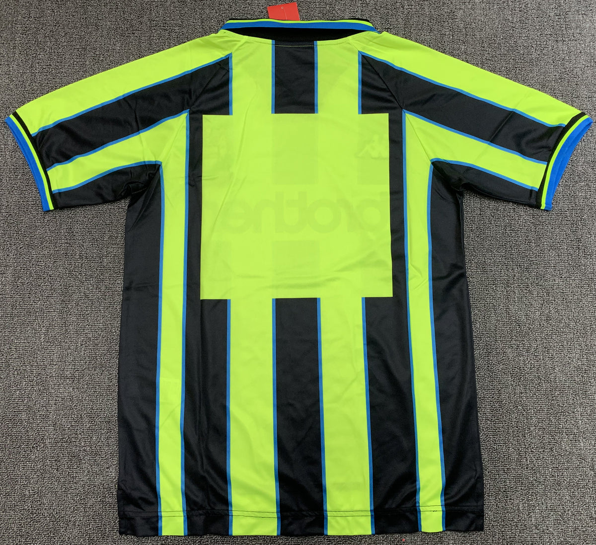 Manchester City 1998/99 Away Retro Shirt