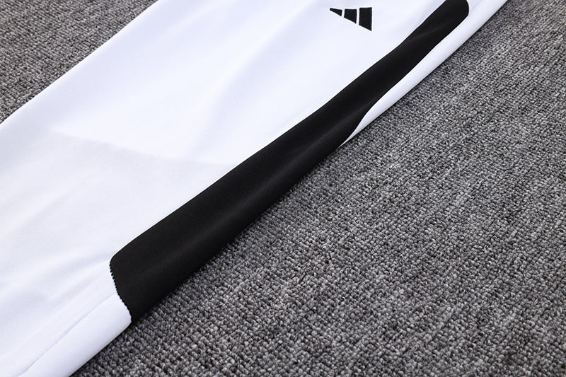 Juventus 2023/24 Training Pants - White/Black