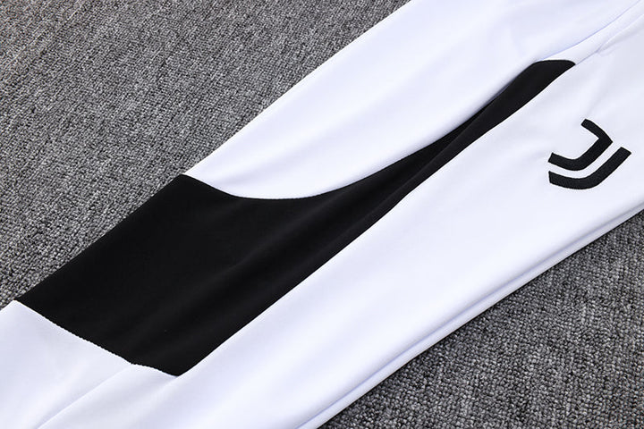 Juventus Training Set 2023/24 - White