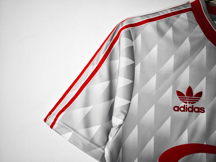 Liverpool 89/91 Away Retro Shirt
