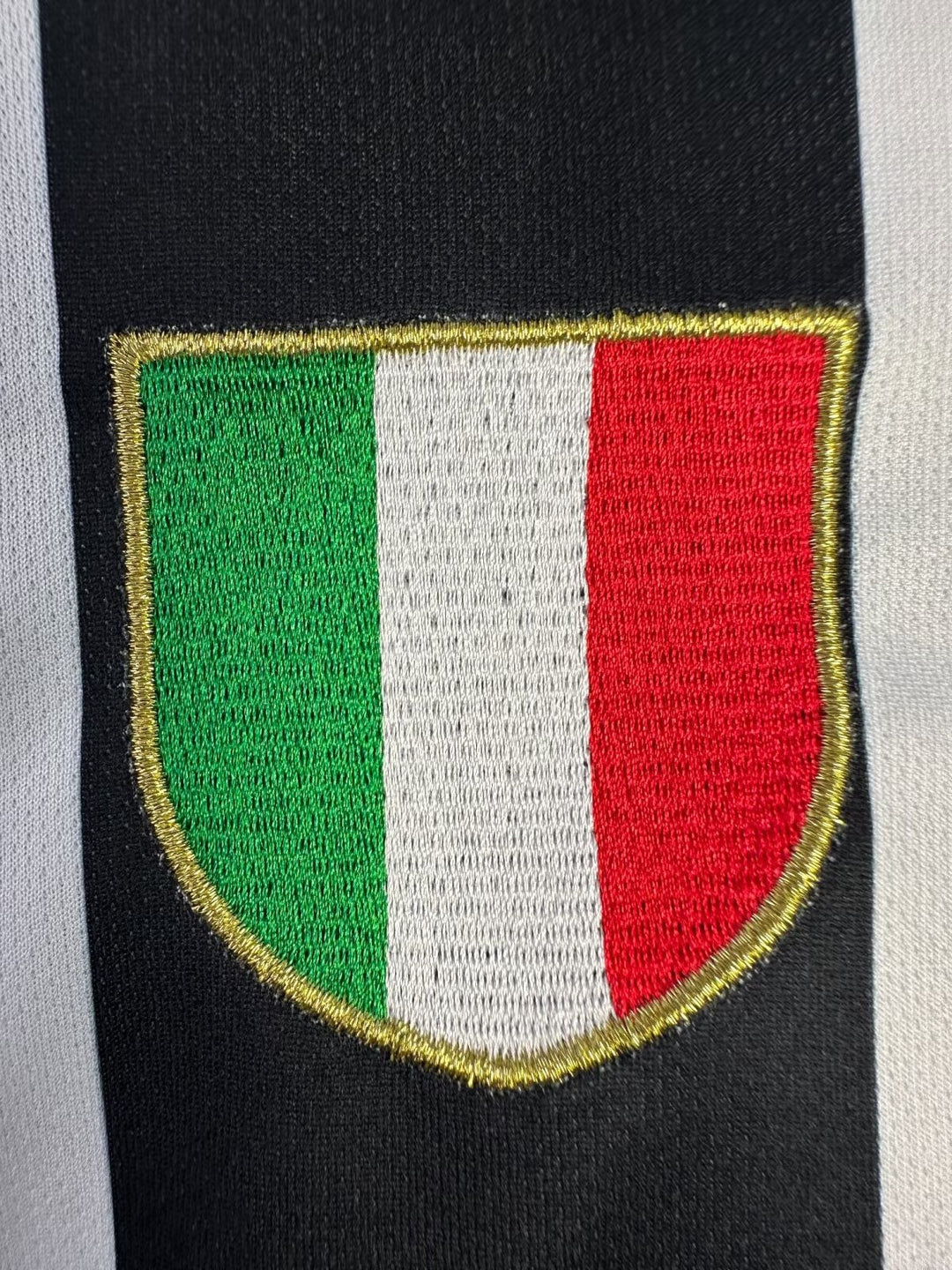 Juventus 02/03 Home Retro Shirt - Long Sleeve