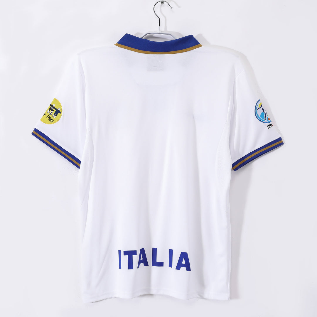 Italy 1996 Away Retro Shirt