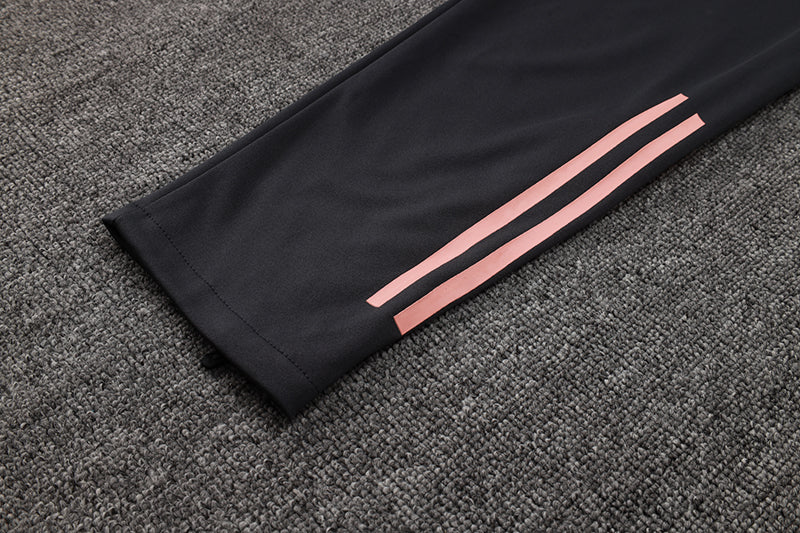 Real Madrid Training Set 2024/25 - Light pink