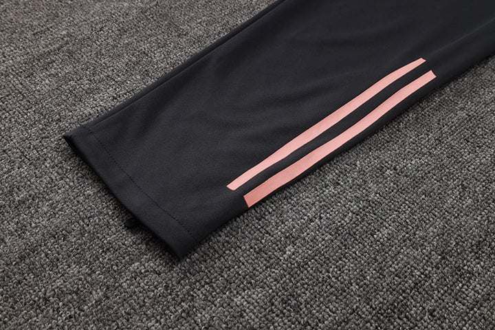 Real Madrid Training Set 2024/25 - Light pink