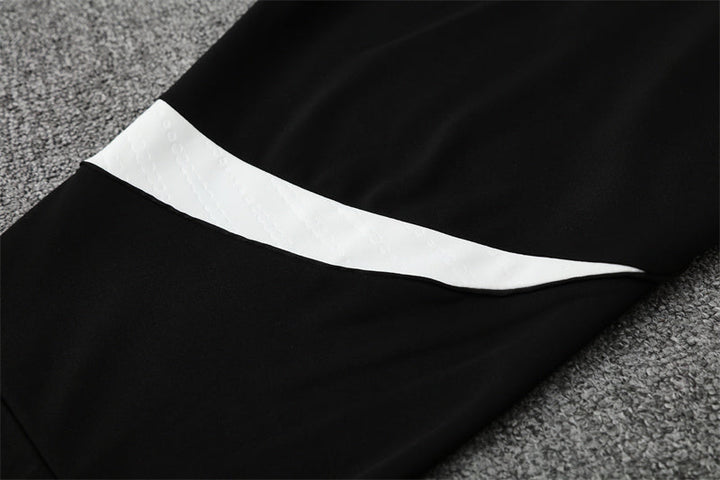 Liverpool Training Set 25/26 - White/Black