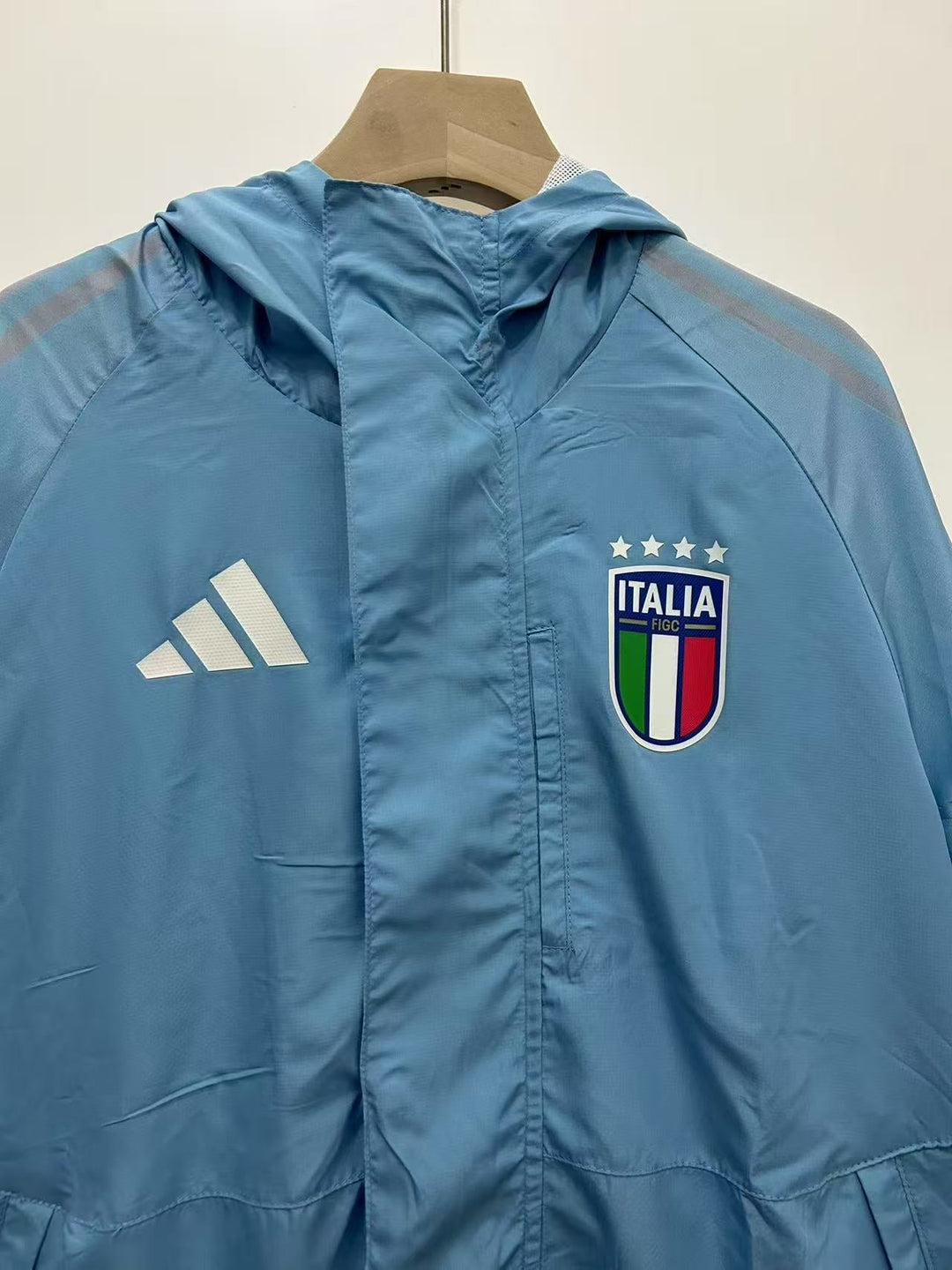 Italy Windbreaker Jacket - Light Blue II