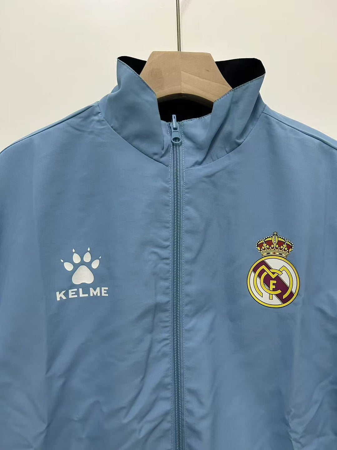 Real Madrid 1997/98 Reversible Windbreaker Jacket - Black/Light Blue