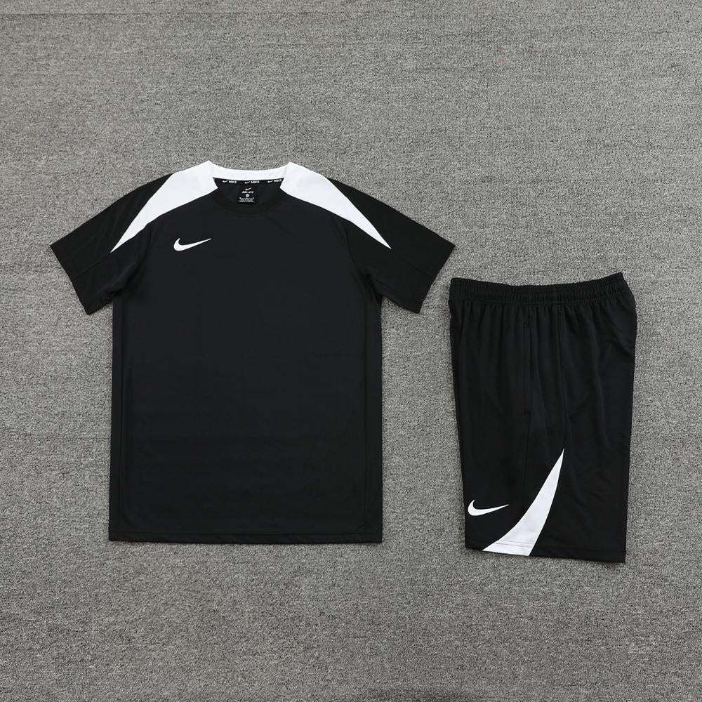 Nike Training Kit - Black III