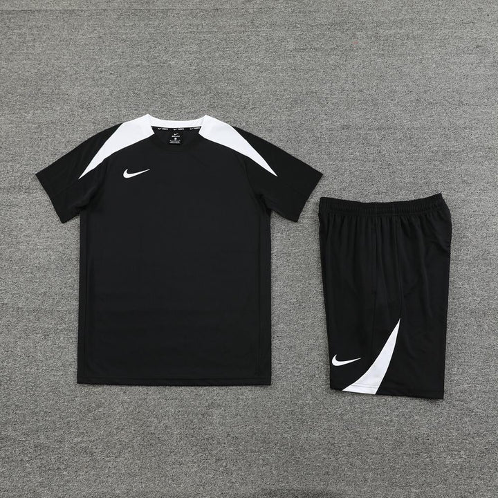 Nike Training Kit - Black III