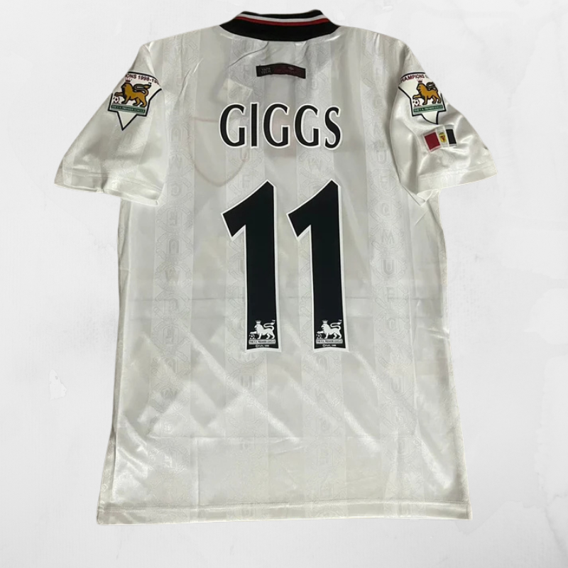 Manchester United 98/99 Away Shirt - Ryan Giggs #16 (+Patches)