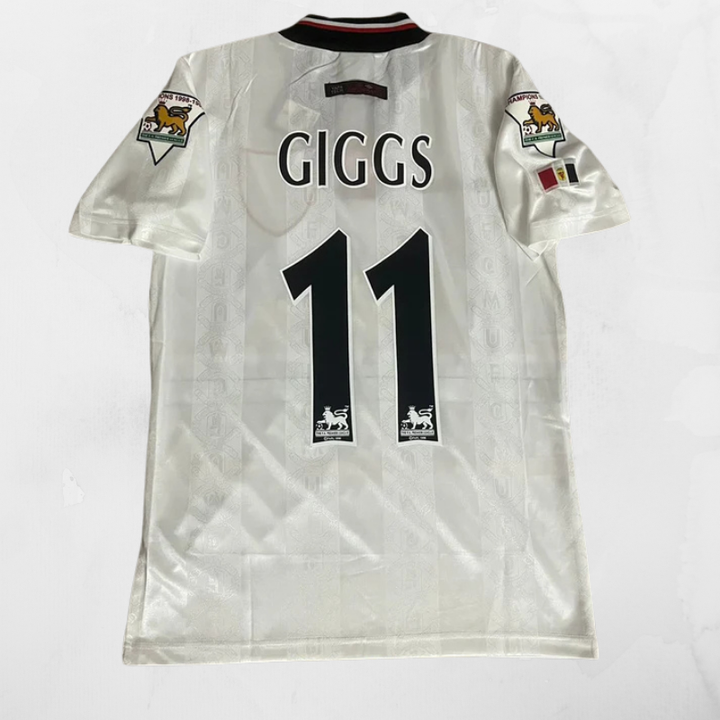 Manchester United 98/99 Away Shirt - Ryan Giggs #16 (+Patches)