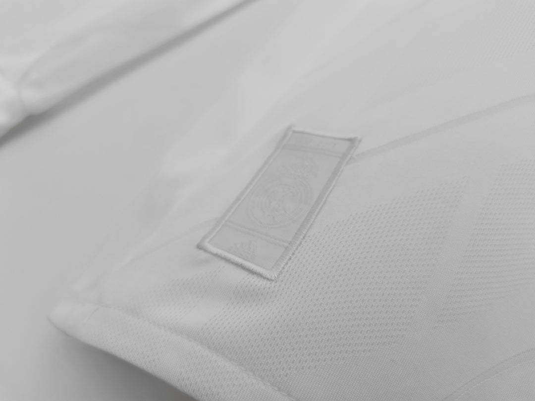 Real Madrid 17/18 Home Retro Shirt - Long Sleeve