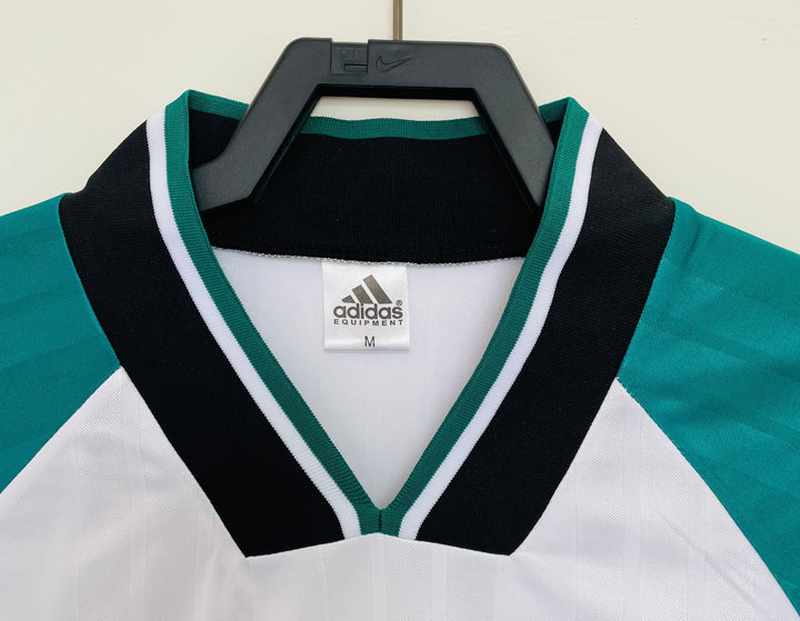 Liverpool 93/95 Away Retro Shirt - Long Sleeve