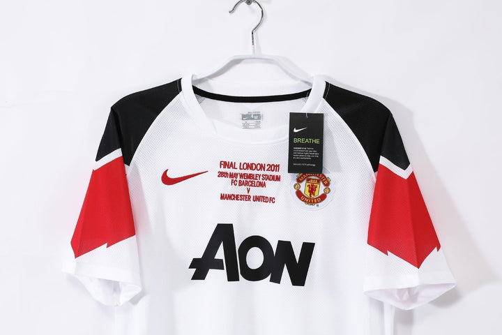 Manchester United 10/11 Away Retro Shirt