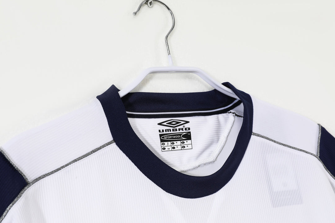 Manchester United 00/01 Away Retro Shirt