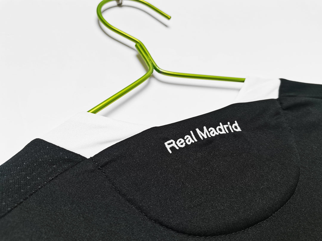 Real Madrid 08/09 Third Retro Shirt