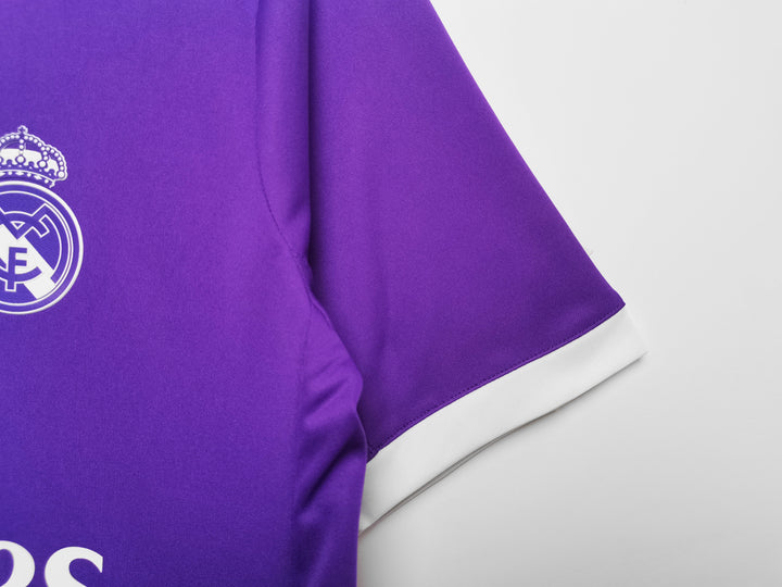 Real Madrid 16/17 Away Retro Shirt