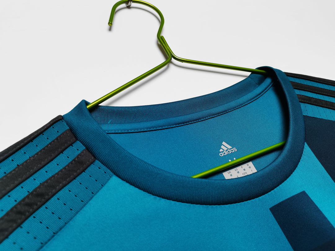 Real Madrid 17/18 Third Retro Shirt - Long Sleeve