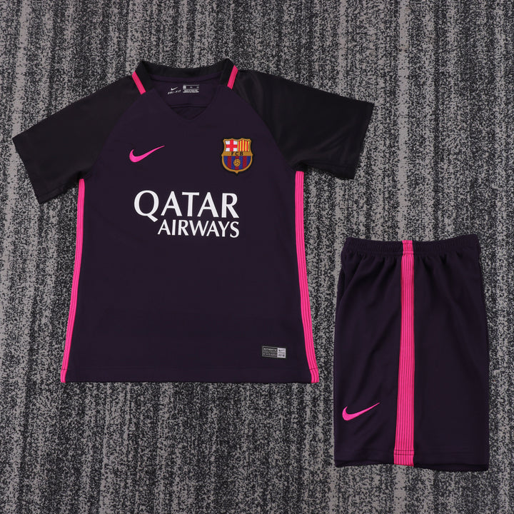 Barcelona 16/17 Children's Away Retro Set