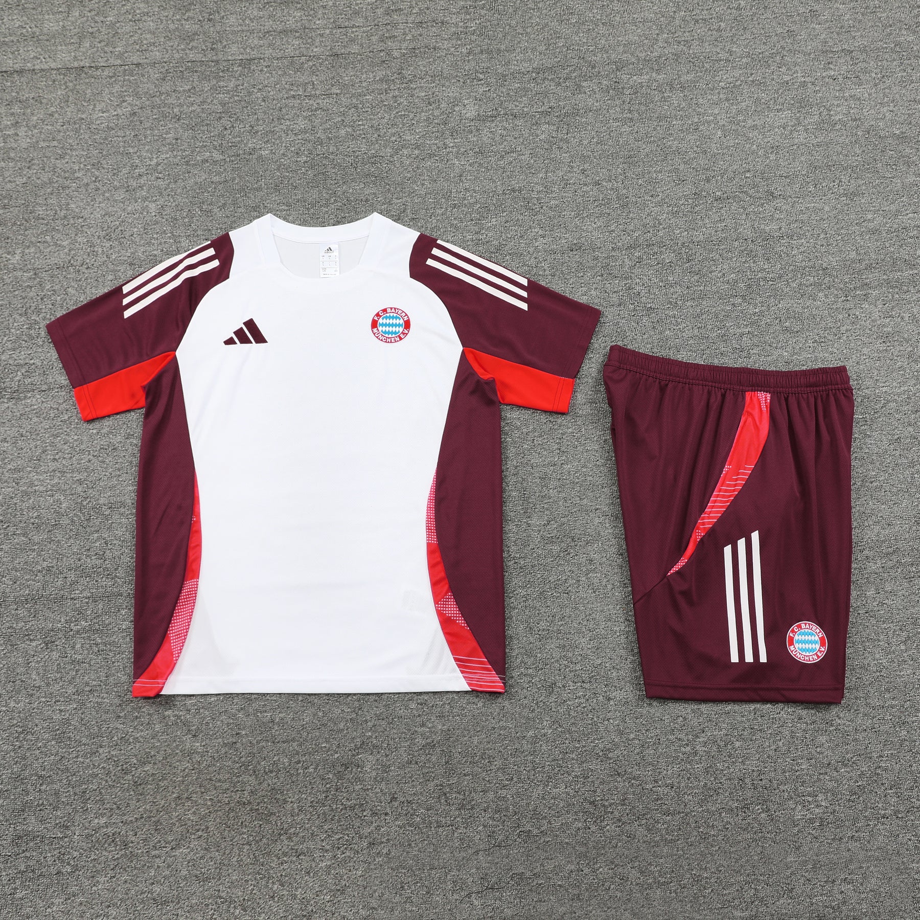 Bayern Munich Training Kit 24/25 - White