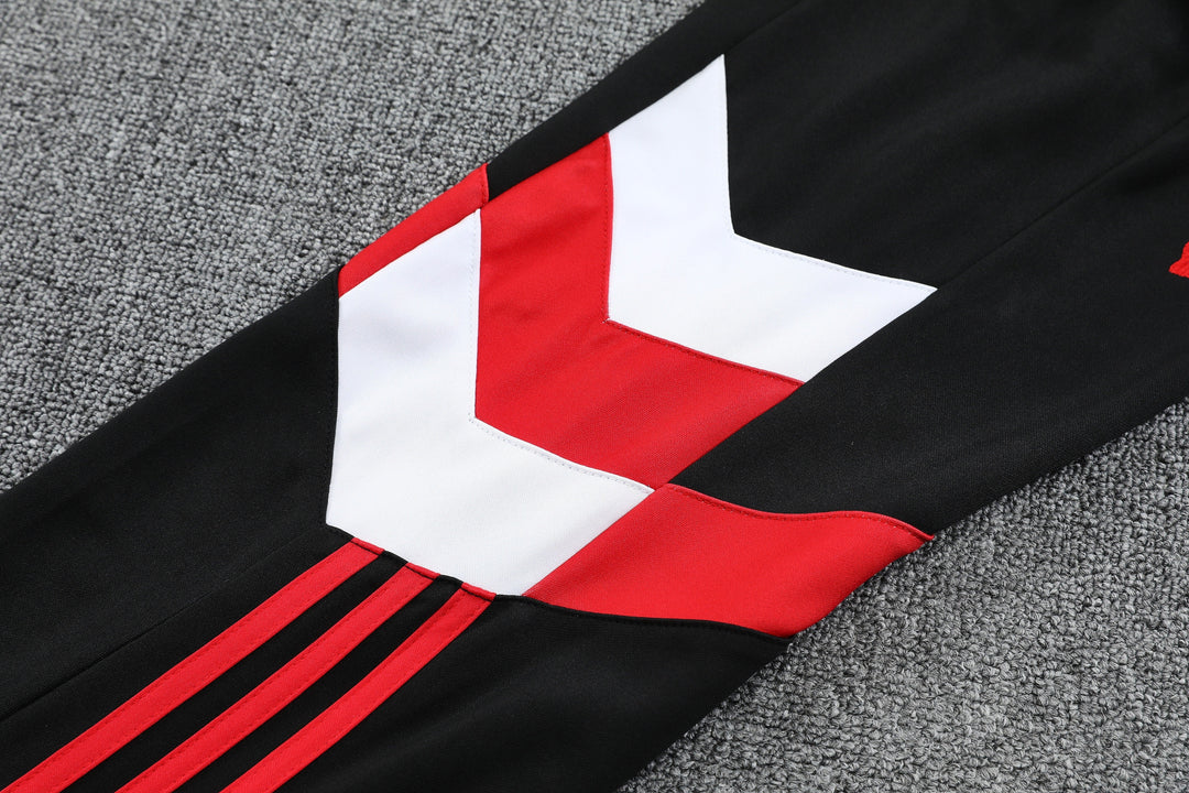 Manchester United 2025/26 Pants - Black/Red II