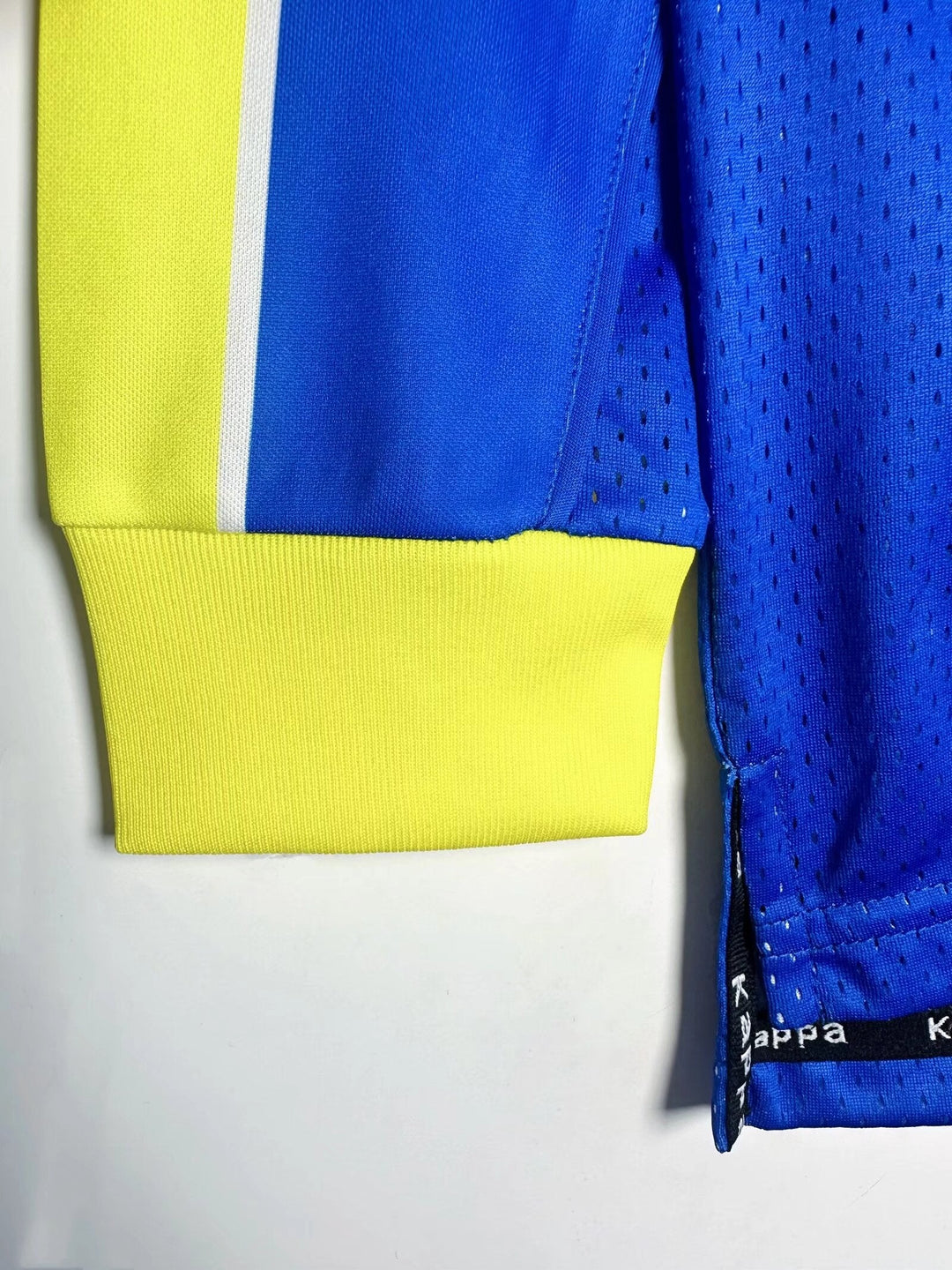 Juventus 97/99 Away Retro Shirt - Long Sleeve