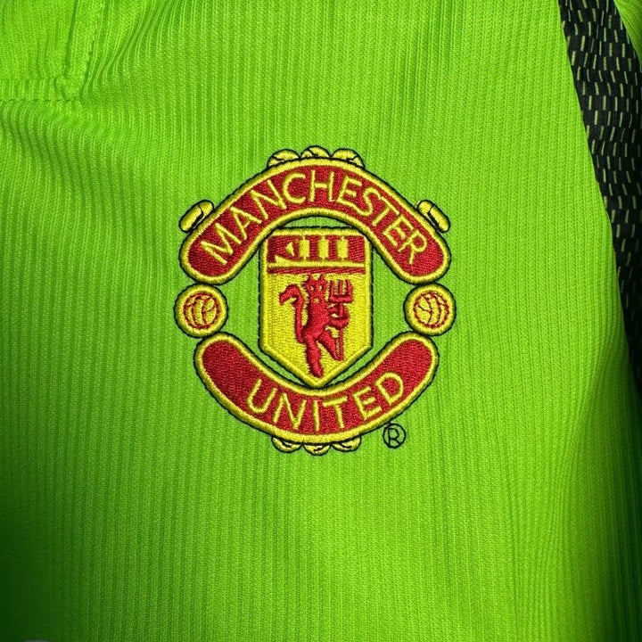 Manchester United 98/99 Goalkepper Retro Shirt - Long Sleeve