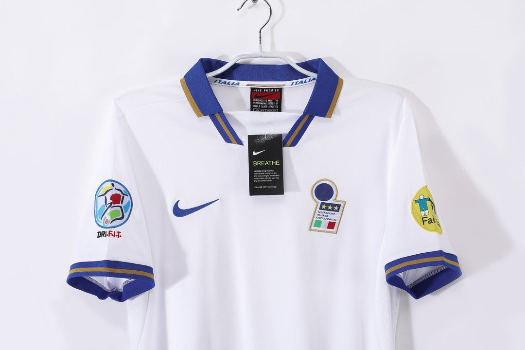 Italy 1996 Away Retro Shirt