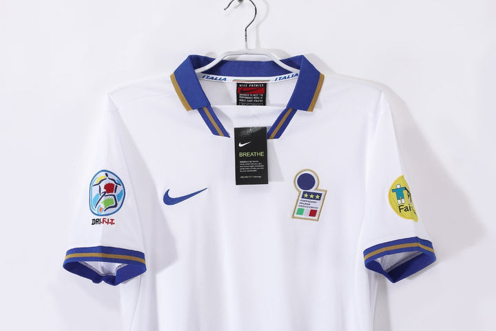 Italy 1996 Away Retro Shirt