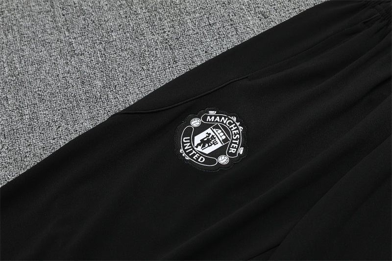 Manchester United 2025/26 Training Pants - Black/White