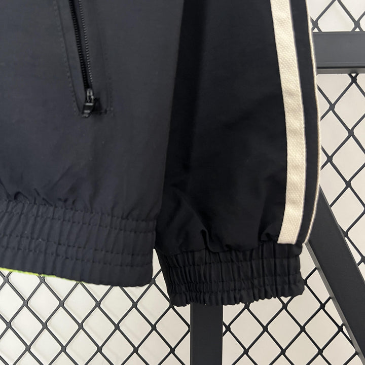 Manchester United Reversible Windbreaker Jacket - Dark Green/Black