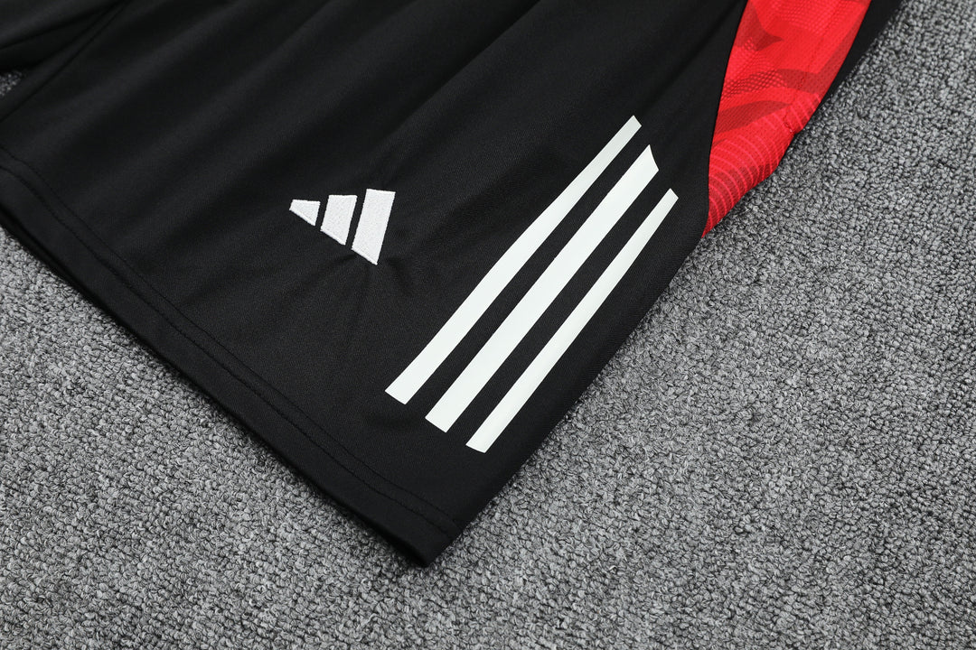 Manchester United 2025/26 Training Kit - Blue/Red