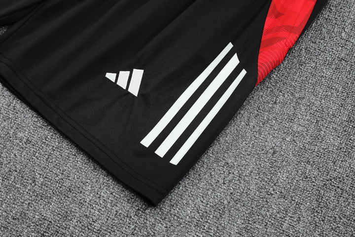Manchester United 2025/26 Training Kit - Blue/Red