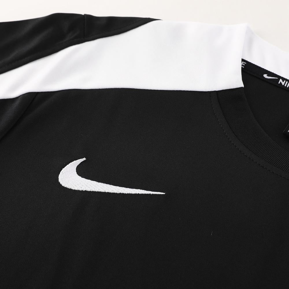 Nike Training Kit - Black III