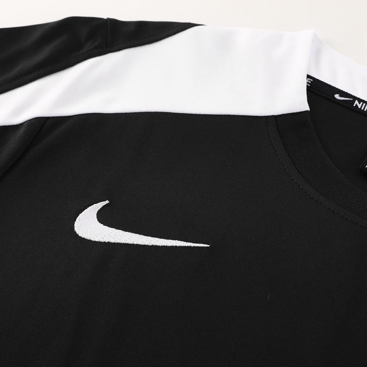 Nike Training Kit - Black III