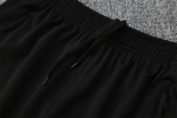 Liverpool Training Kit 25/26 - Black/Red