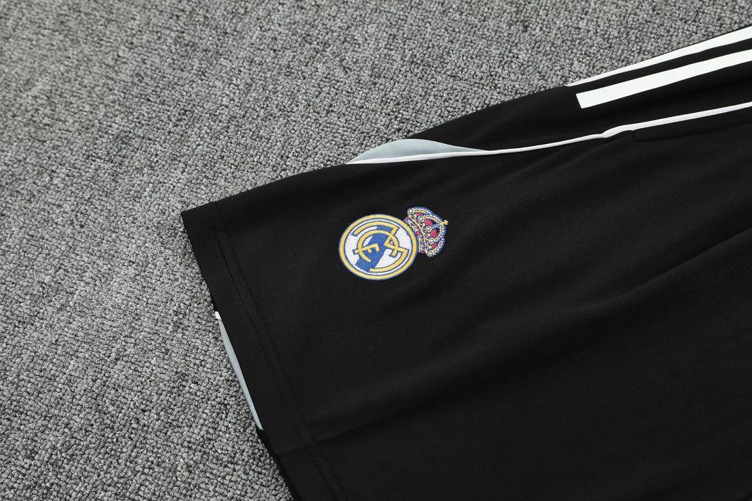 Real Madrid 2025/26 Training Kit - Pink/Green