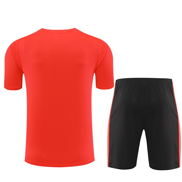 Liverpool Training Kit 23/24 - Orange