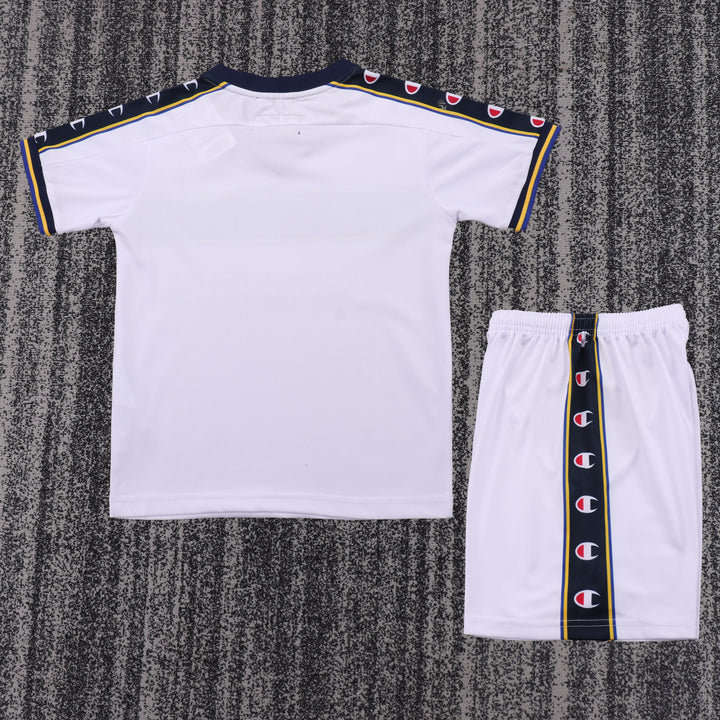 Parma 02/03 Children's Away Retro Set